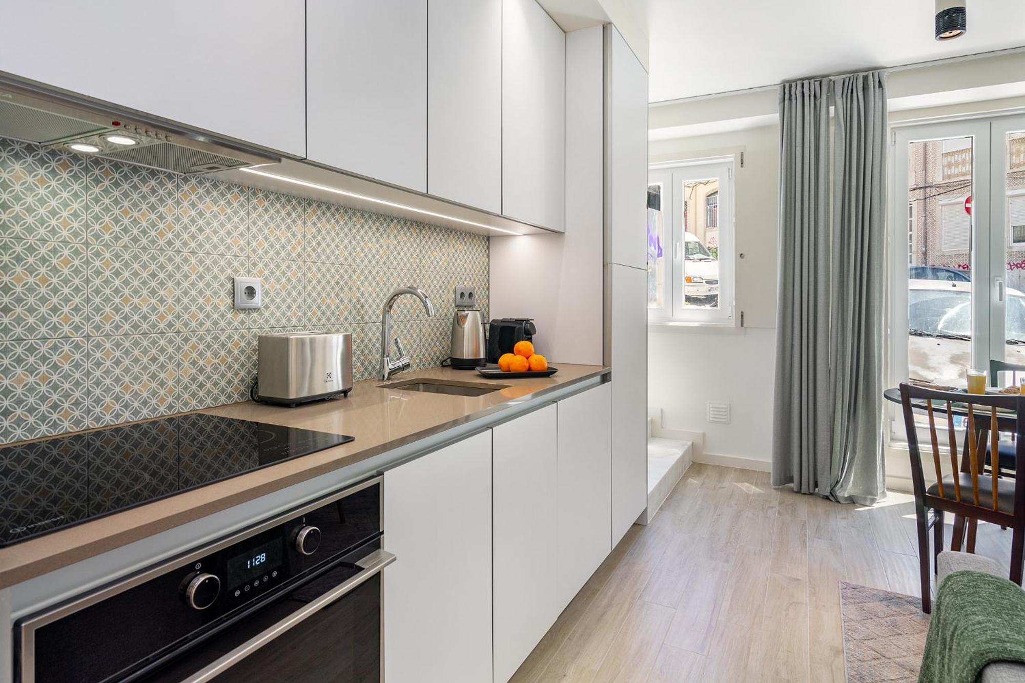 Flat In The Heart Of Anjos Apartment Lissabon